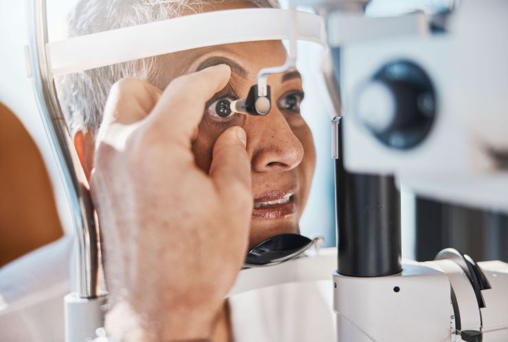 Así se produce un glaucoma en las personas mayores