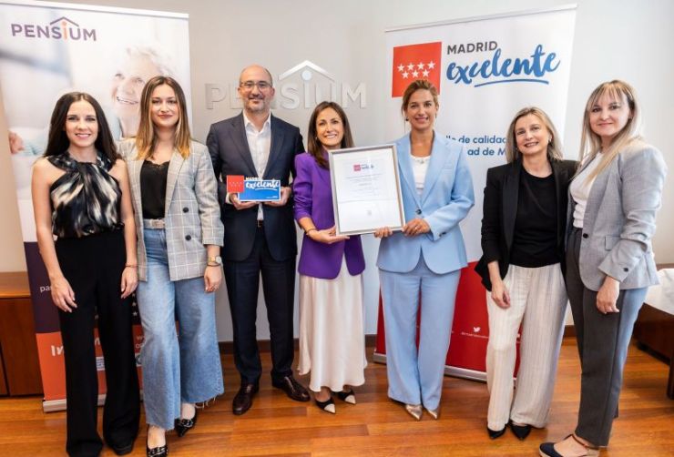 Pensium recibe el sello Madrid Excelente por su labor con los mayores dependientes y sus familias en la Comunidad de Madrid